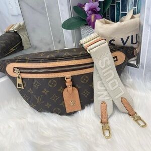 🩷sold🩷Louis Vuitton High Rise Bumbag Monogram